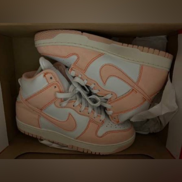 Nike Shoes - I got the wrong size and was unable to return them!
